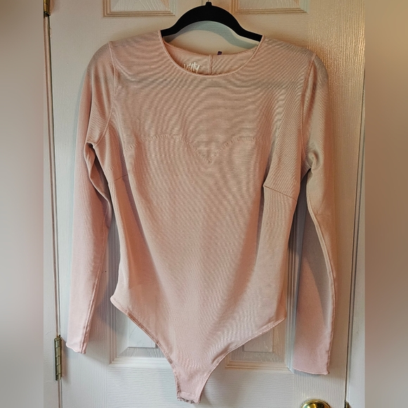 New with Tags! Size L Yitty Mesh Me Smoothing Bodysuit - Picture 1 of 5